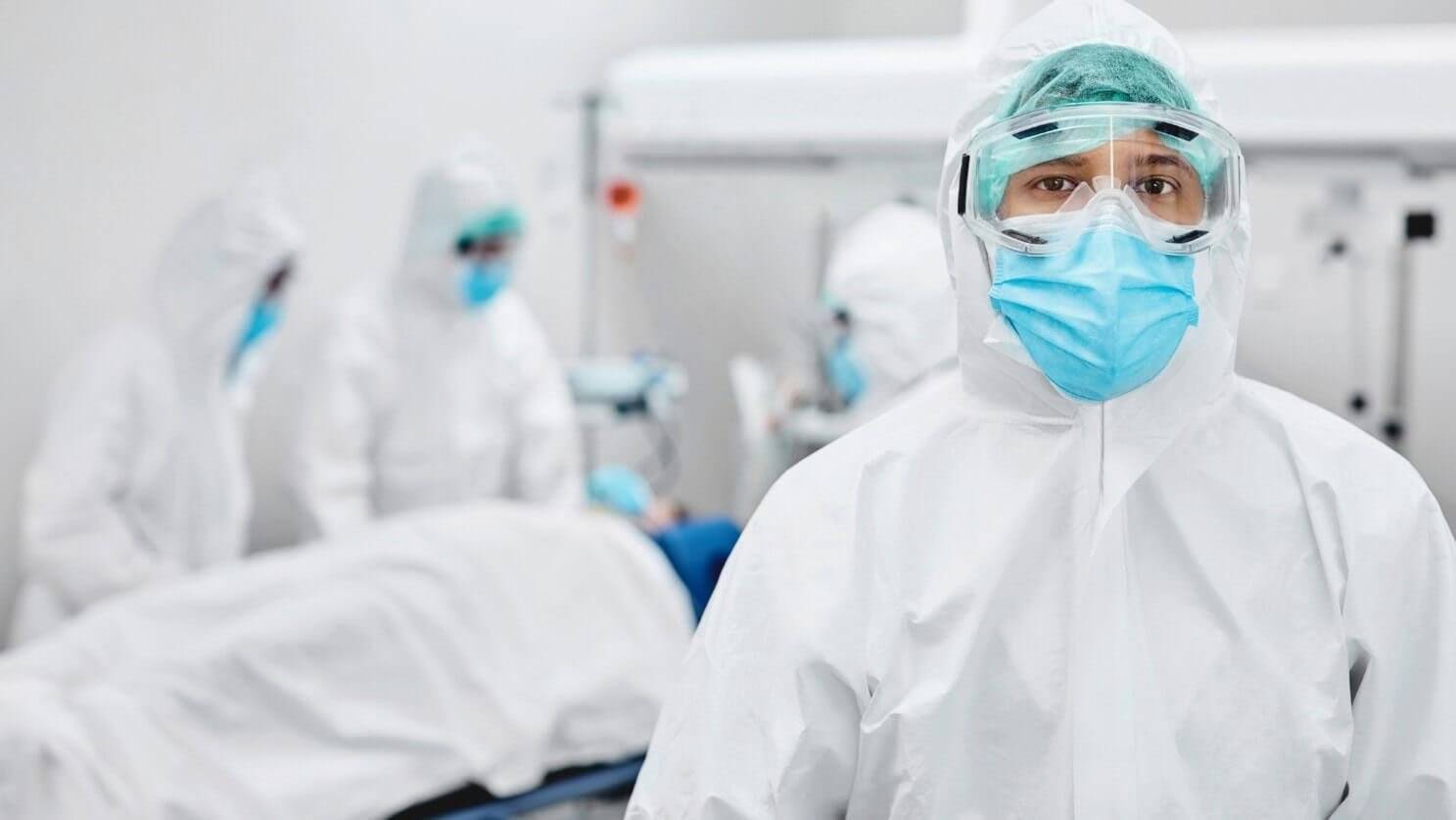 57-Exploring-the-Uses-of-Disposable-Coveralls-Across-Sectors