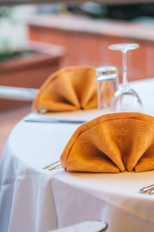 table cloth and napkin-Medtecs custom OEM service